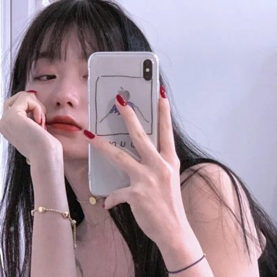 飘动的红丝带